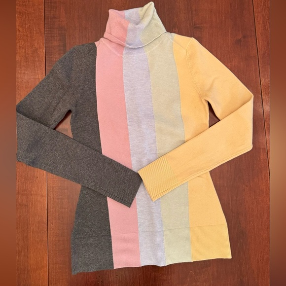 JoosTricot Sweaters - JoosTricot Color block Pattern Mock Neck Sweater